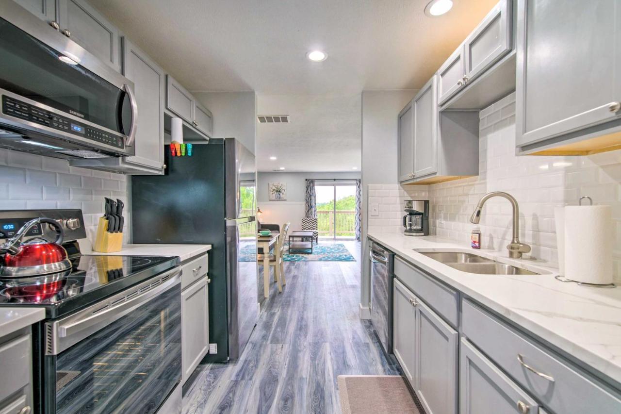 Cozy Branson Condo With Balcony And Mountain Views 외부 사진